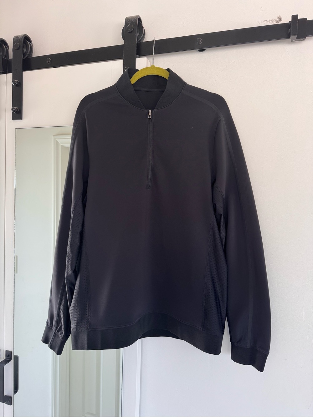 Men's Black Half-Zip Performance Pull Over